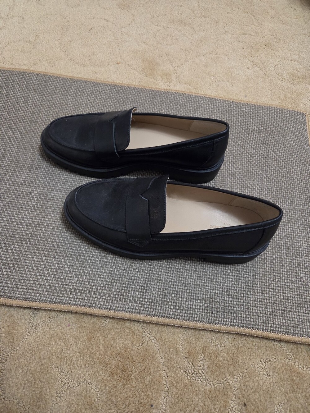Banana Republic Black Women's Slip-On Penny Loafers